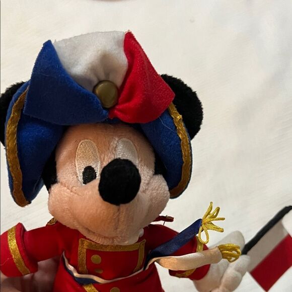 Disney Mickey Mouse France plush - Picture 3 of 8